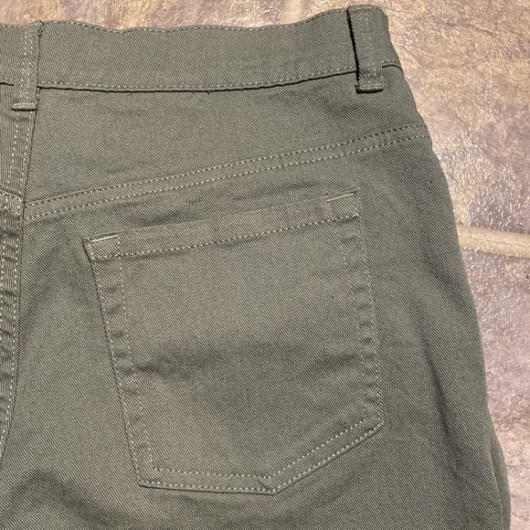 Gloria Vanderbilt Amanda Jeans size 12 Short - Picture 5 of 7